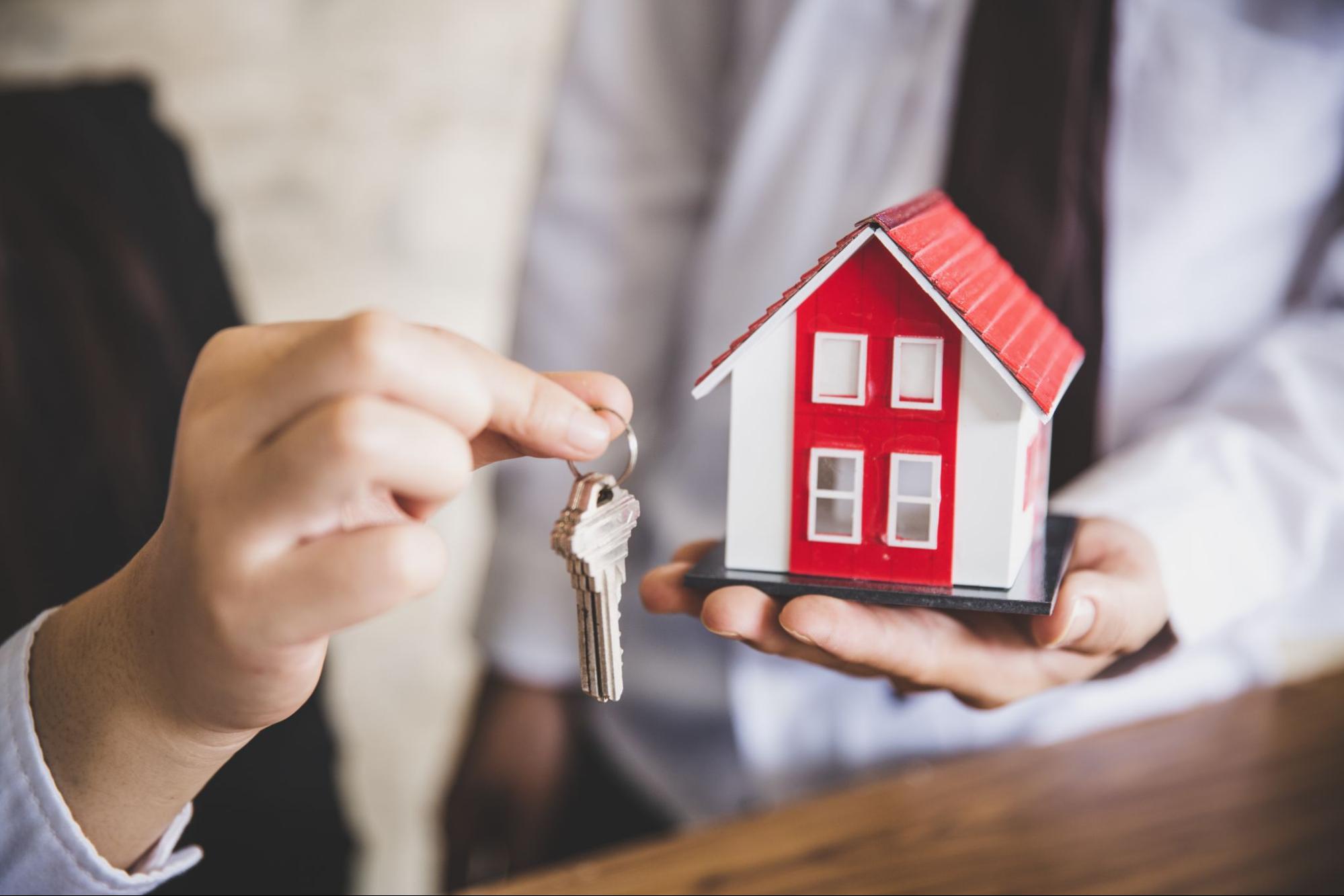 Title Hiccups, Simple Fixes: How Cash Home Buyers in Chattanooga Clear the Path to Closing