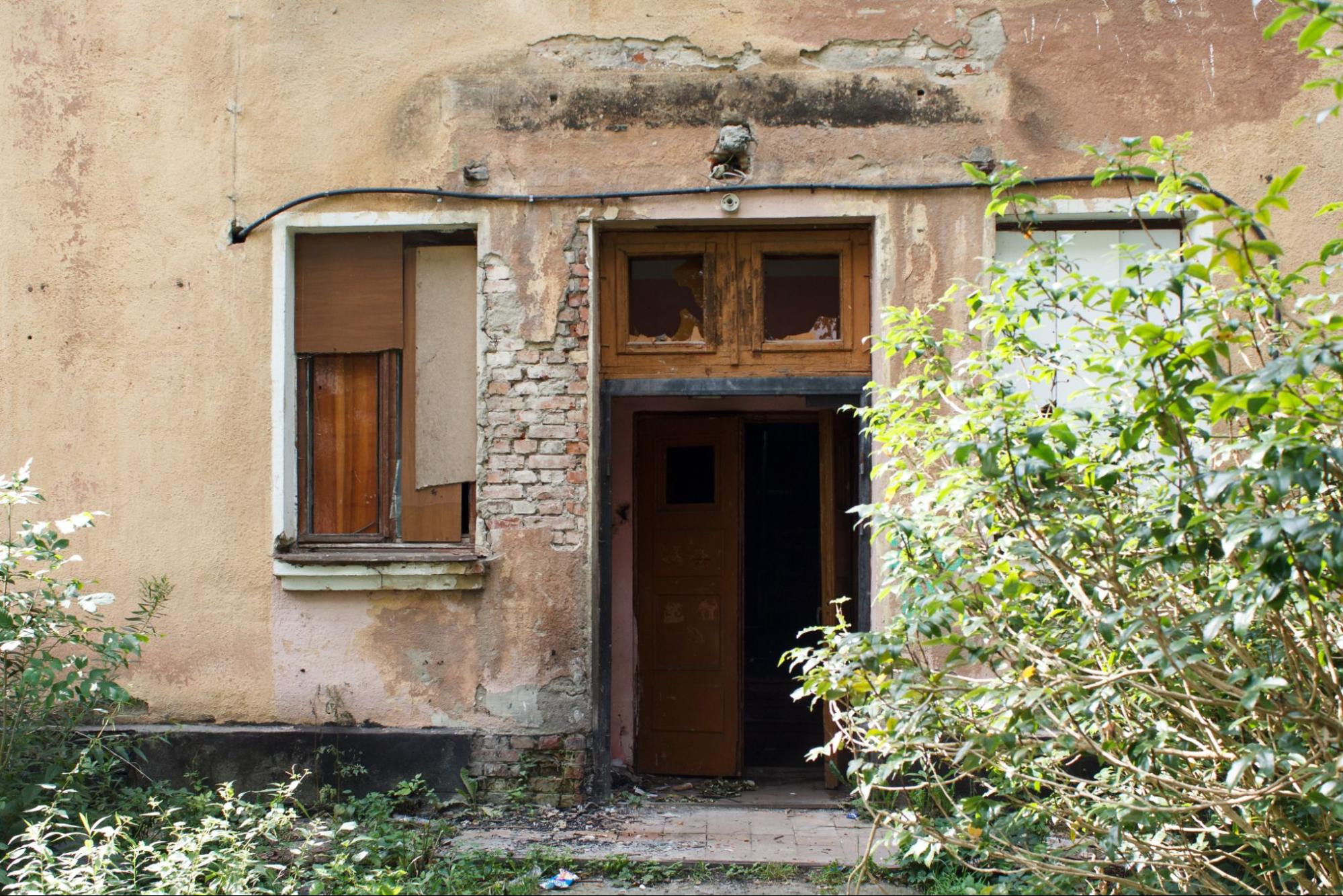 How Cash Home Buyers Handle Problem Layouts and Functionally Obsolete Homes